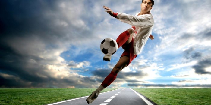 1920x1200 Soccer Player In Action - Phone wallpapers