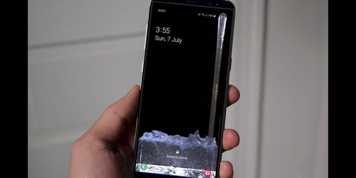 1280x720 Galaxy S10 Water Hole Live Wallpaper