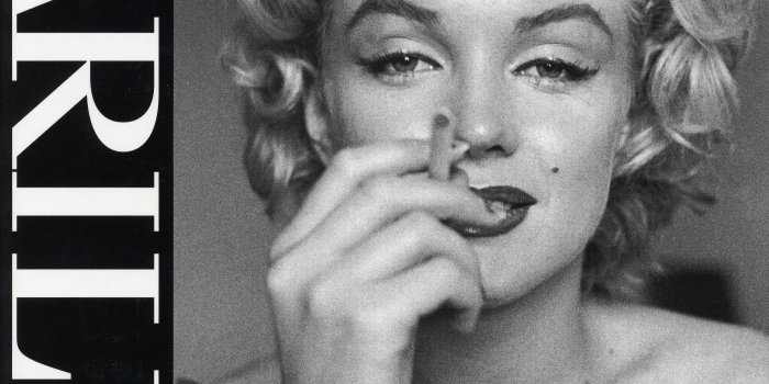 2810x3707 Marilyn Monroe Smoking Weed Wallpaper