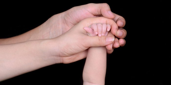 3840x2560 3115361 adults, baby, care, child, family, holding hands, love