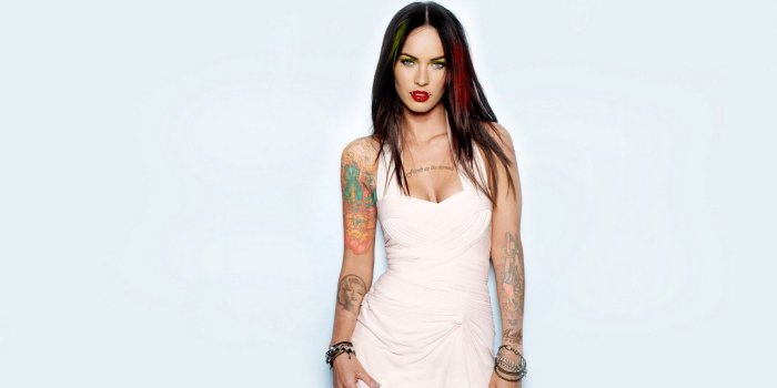 1920x1080 Wallpaper megan fox, brunette, tattoo, clothes, piercings, style, swag