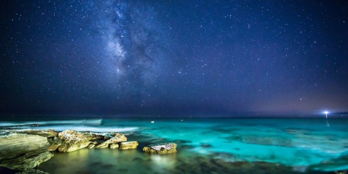 1920x1200 72+ Night Ocean Wallpapers on WallpaperPlay