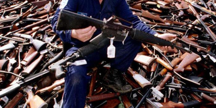 1400x1400 Australia confiscated 650,000 guns. Murders and suicides plummeted
