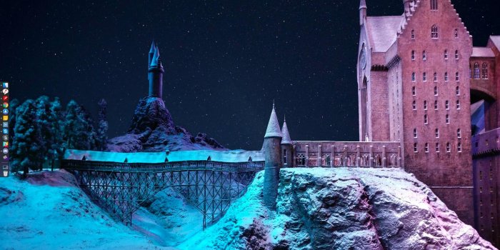 1366x768 Hogwarts in the Snow Wallpapers : harrypotter
