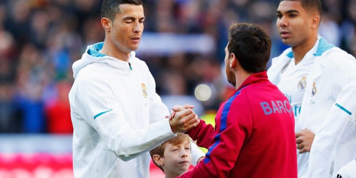 1200x800 Couple Divorce Over Lionel Messi / Cristiano Ronaldo Argument