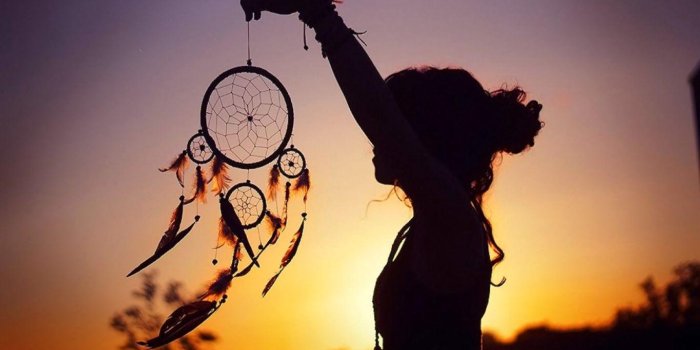 1366x768 Dreamcatcher Wallpapers