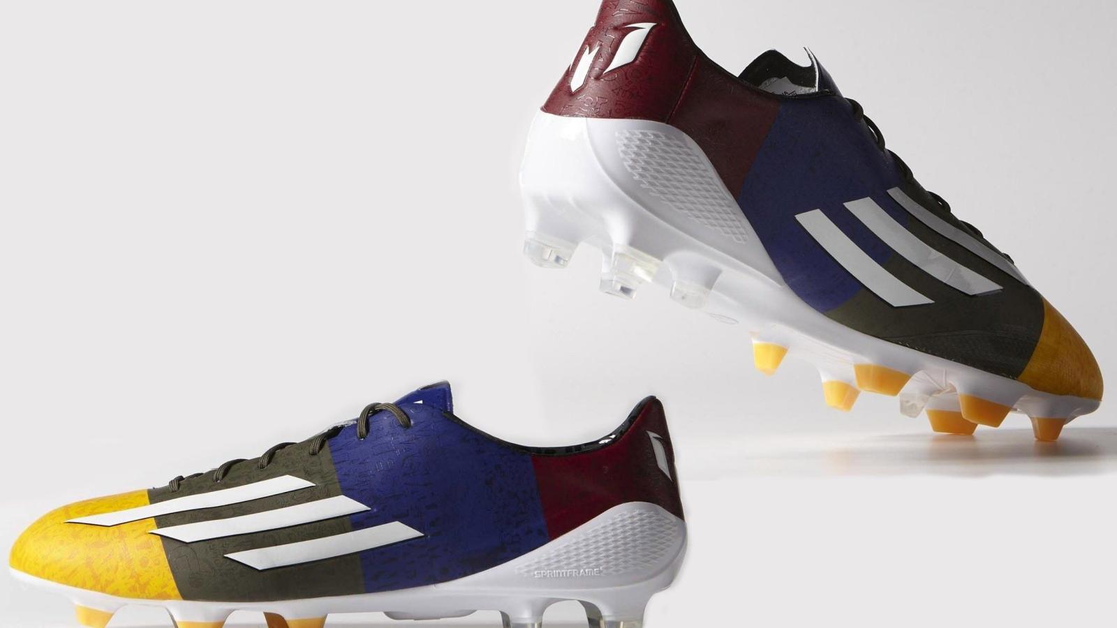 2560x1440 Adidas Boot Wallpapers