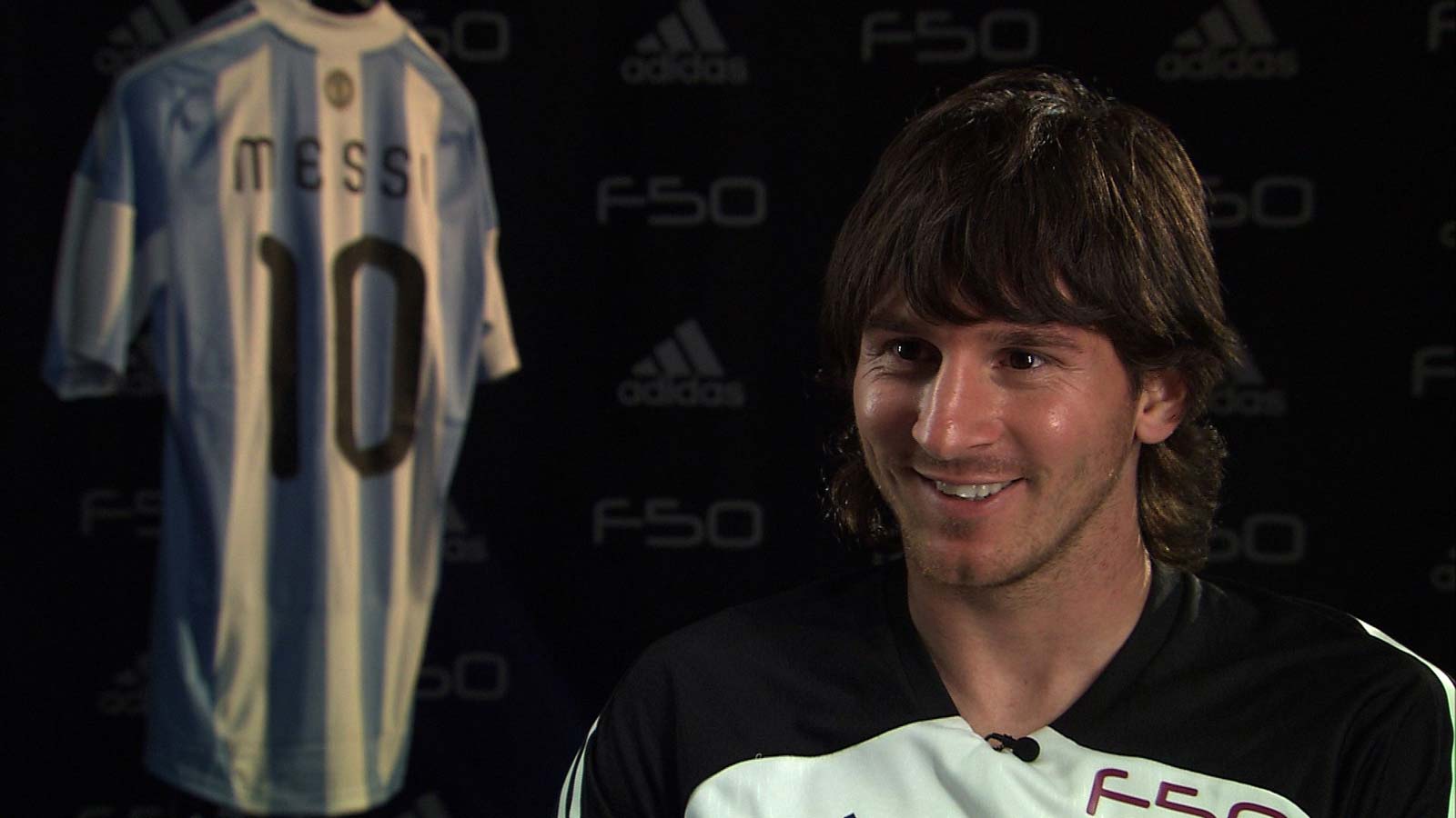 1600x900 top footballer wallpaper: Lionel Messi F50 Wallpapers