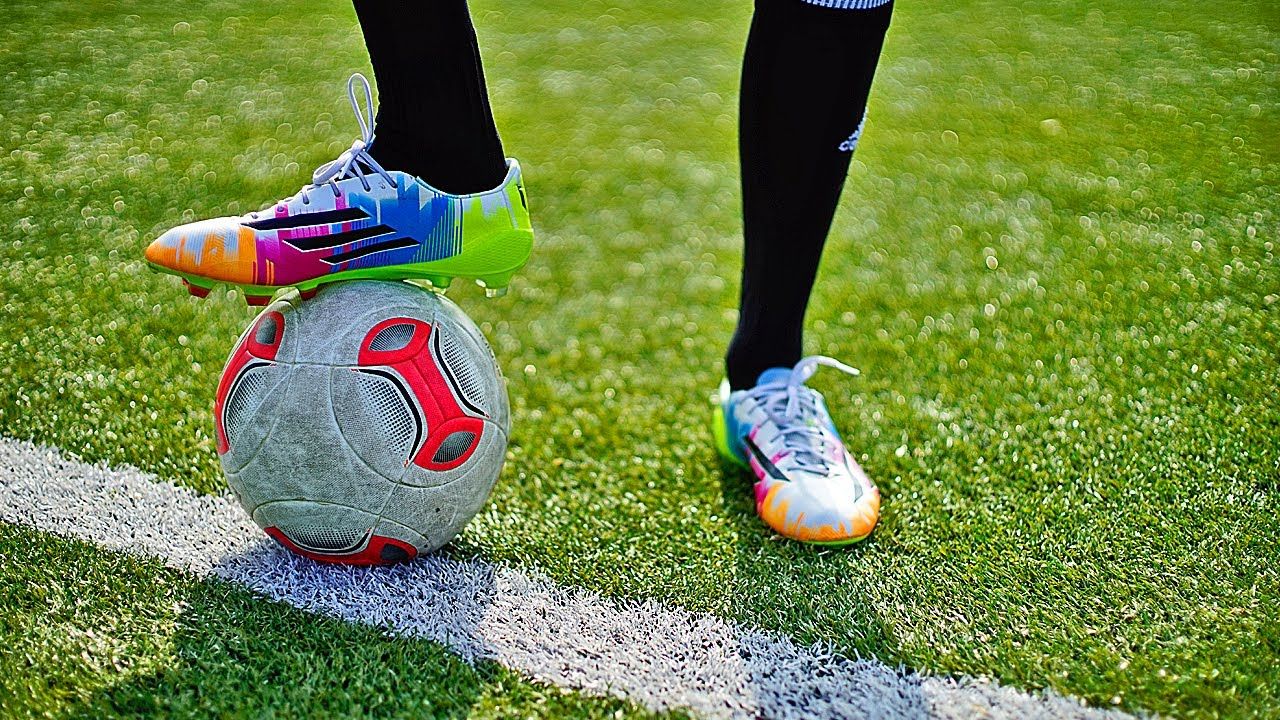 1280x720 95+] Messi Shoes Wallpapers on WallpaperSafari