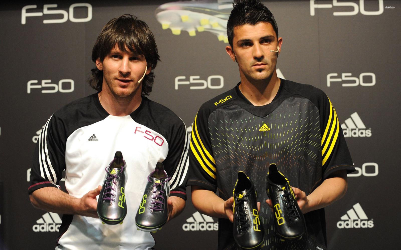 2880x1800 Lionel Messi and David Villa wallpaper - Sport wallpapers - #7403