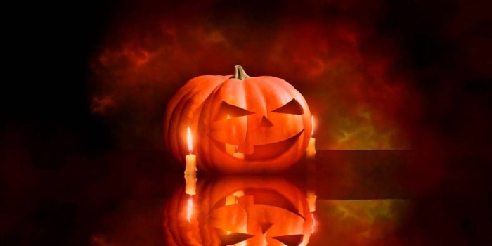 1280x720 Halloween Animated Wallpaper http://www.desktopanimated.com