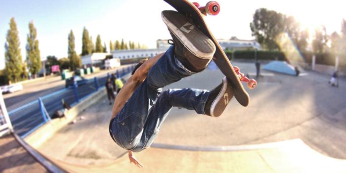 1332x850 Wallpaper Park, people, jeans, wheel, skateboarding, street