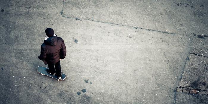 1332x850 Wallpaper street, skateboarding, skateboard, city, extreme sports