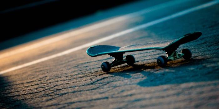 1920x1200 Black skateboard on street HD wallpaper | Wallpaper Flare