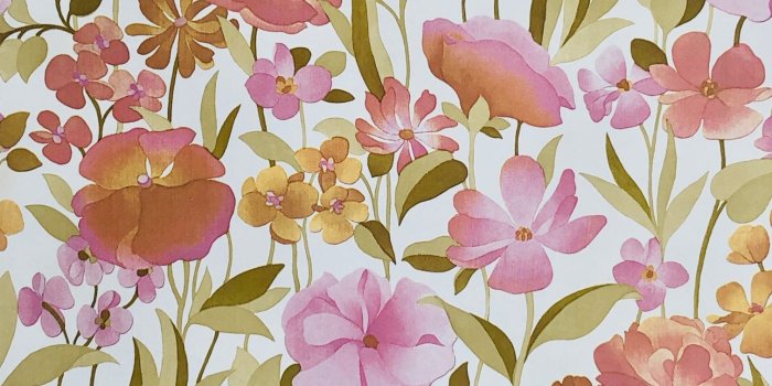 1511x2048 Vintage Pink Floral Wallpaper