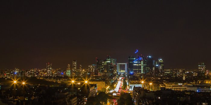 2800x1867 Download La Defense skyline