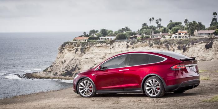 3840x2562 Tesla Model X Wallpapers
