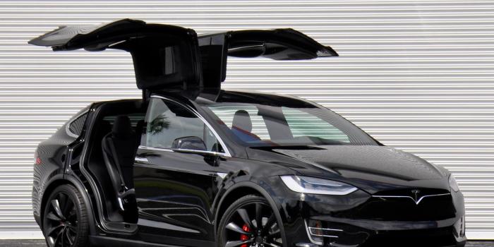 1920x1440 2016 Tesla Model X P90D Ludicrous P90D Ludicrous Stock # 296 for