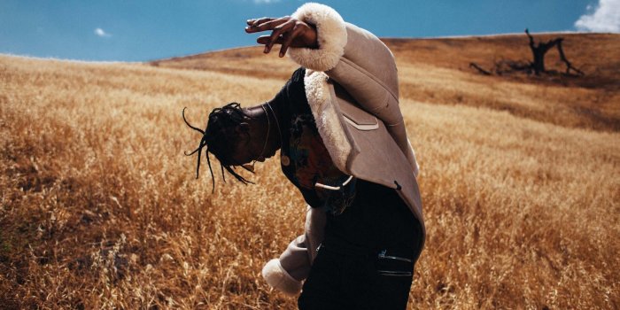 2400x1350 Travis Scott Wallpapers