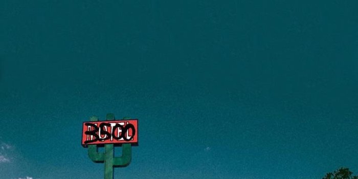 750x1334 3500 wallpaper : travisscott