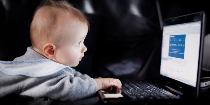 1920x1200 Wallpaper Cute baby boy use laptop 1920x1200 HD Picture, Image