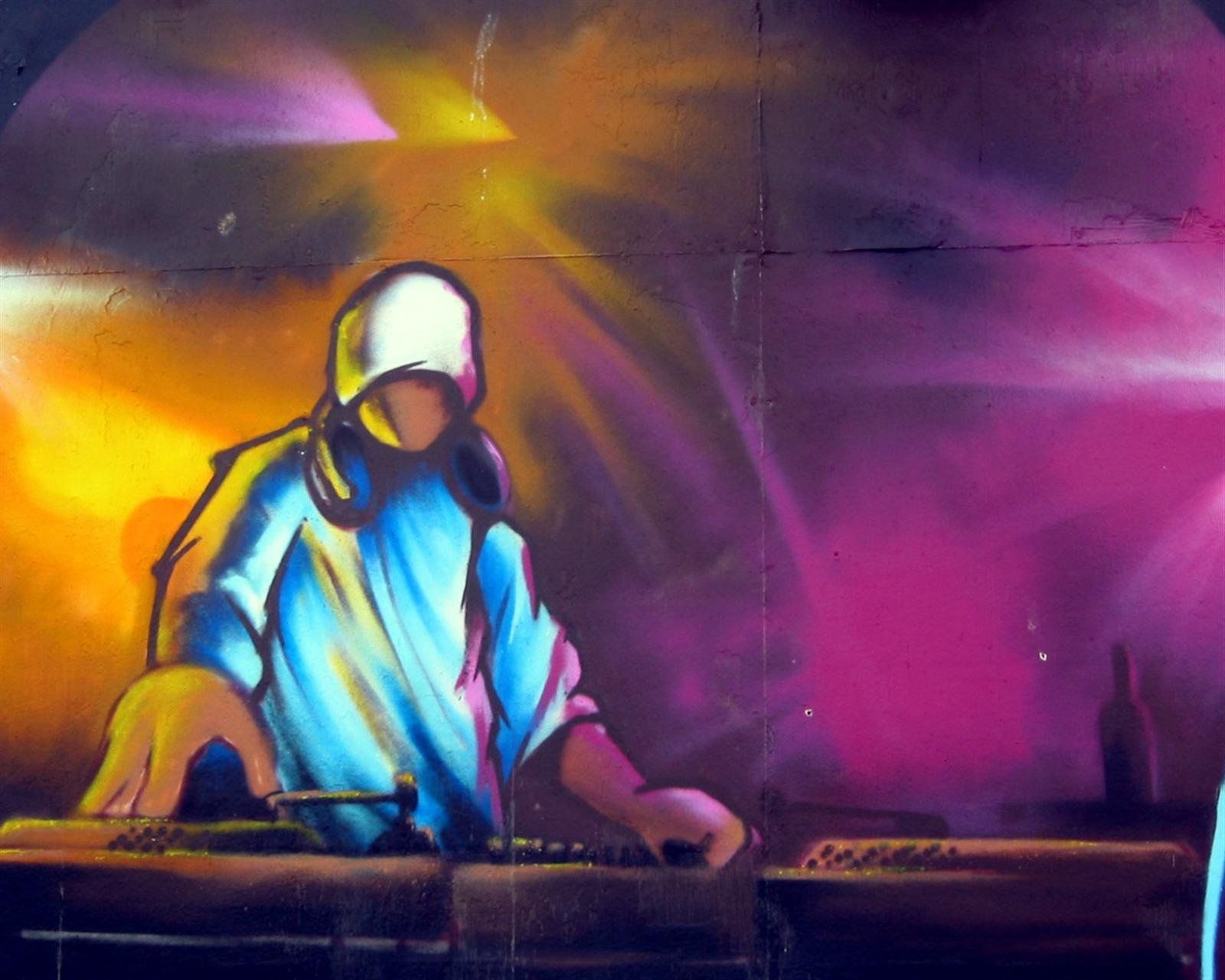 1600x1281 Dj paintings