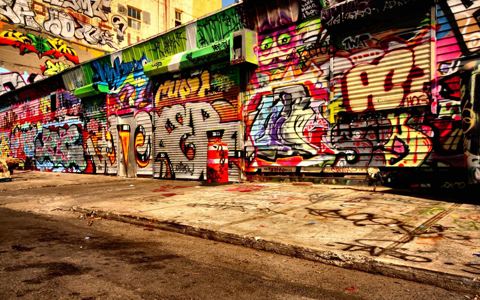 2560x1600 25 Awesome HD Graffiti Wallpapers