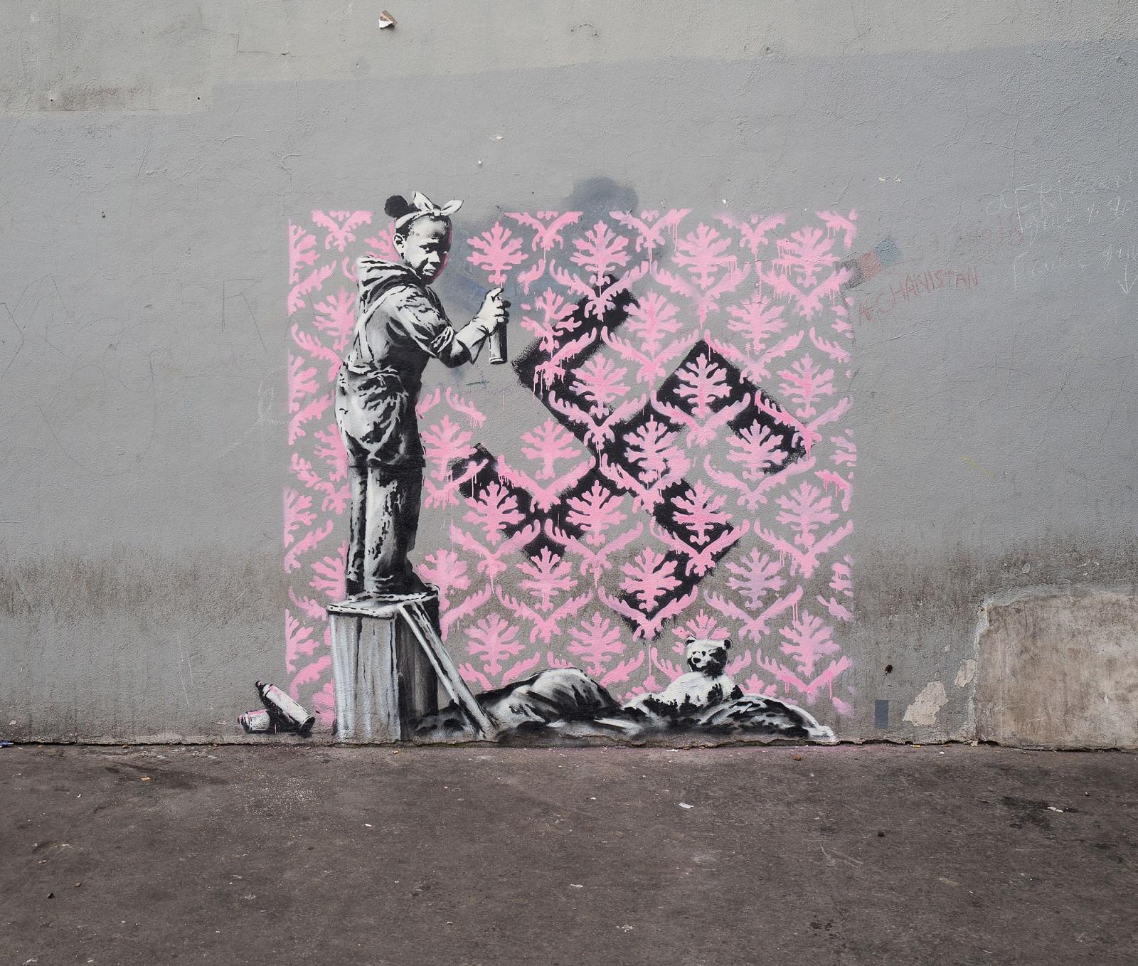 2000x1698 Banksy Hits Paris with Sharp Political Criticism and Several