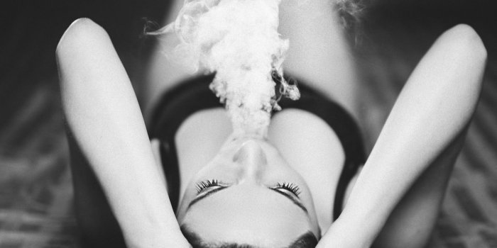 1365x2048 girl smoking hookah. #hot#smoke#smoking | First Love | Live