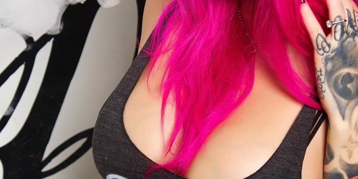 1080x1276 Vape Girls