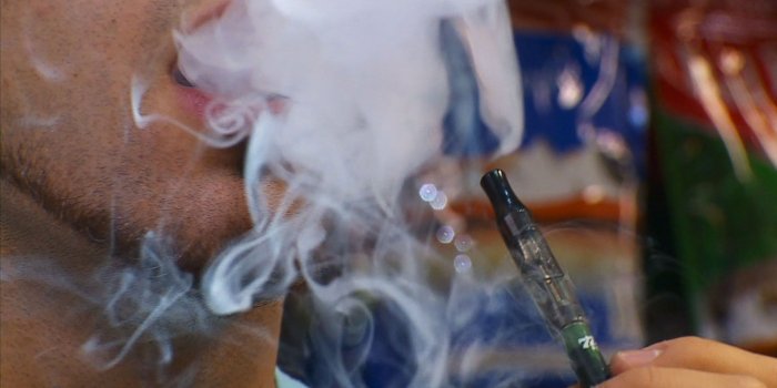 1920x1080 Doctors Suspect Vaping Behind Dozens Of Lung Illnesses In US – WCCO