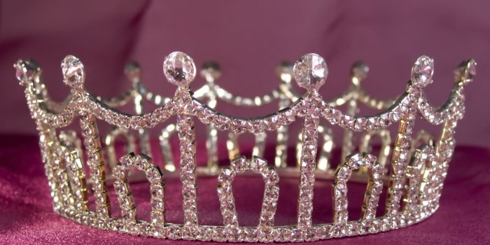 2592x1728 crowns wallpaper Gallery (72+ images)