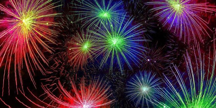 1600x1200 Happy New Year Live New Years Fireworks Red Blue Yellow And Green