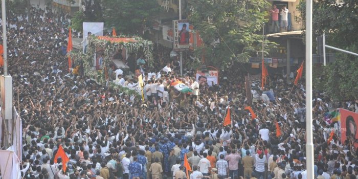 1280x800 Wallpaper - Funeral of Shiv Sena Supreme Balasaheb Thackeray at