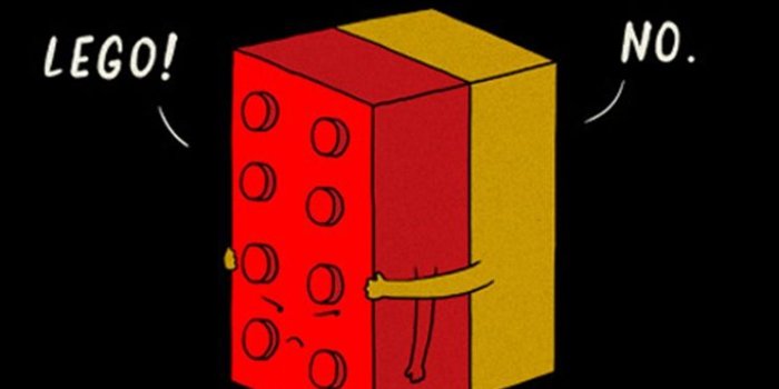 744x1392 Funny LEGO Pieces Hugging iPhone se Wallpaper Download | iPhone