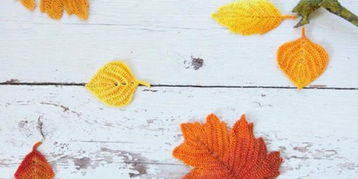 794x1126 coloring ~ Doodle Autumn Leaves Seamless Pattern Vector Hand Drawn