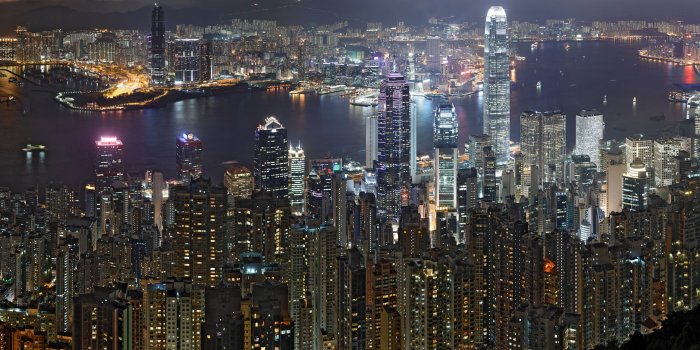 2560x1600 Hong kong skyline night wallpaper | 2560x1600 | #21533