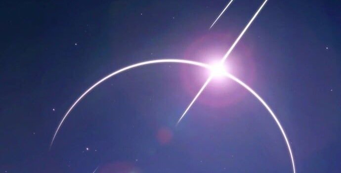 690x1226 Image about blue in WALLPAPERS. by R on We Heart It