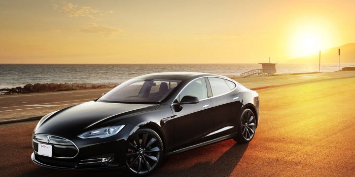 1920x1275 Tesla Black Wallpaper #6949118