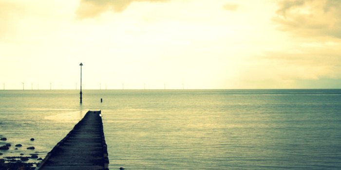 2560x1600 I Walk Alone Wallpapers