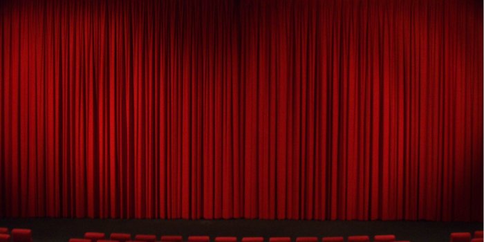 2560x1594 41+ Movie Theater Wallpapers on WallpaperPlay