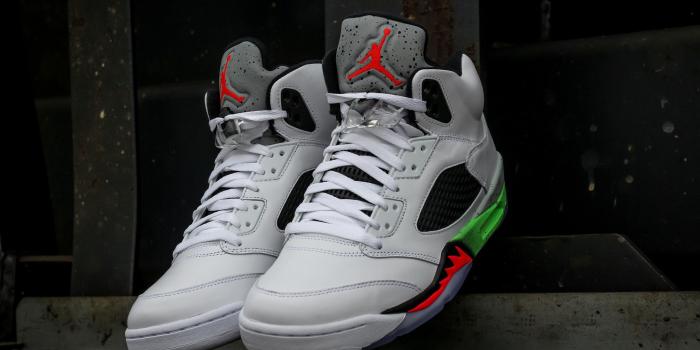 2048x1365 65+ Jordan Retro Wallpapers on WallpaperPlay