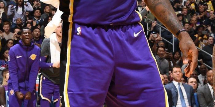 870x1950 LeBron James Sneakers 2018-19 Season | Nice Kicks