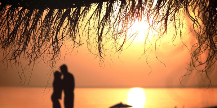 2425x1891 15+ Pictures of Love Couples at Sunset, Couple Sunset Wallpapers