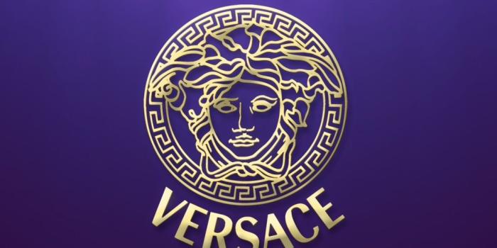 1024x1024 44+] Versace HD Wallpaper on WallpaperSafari