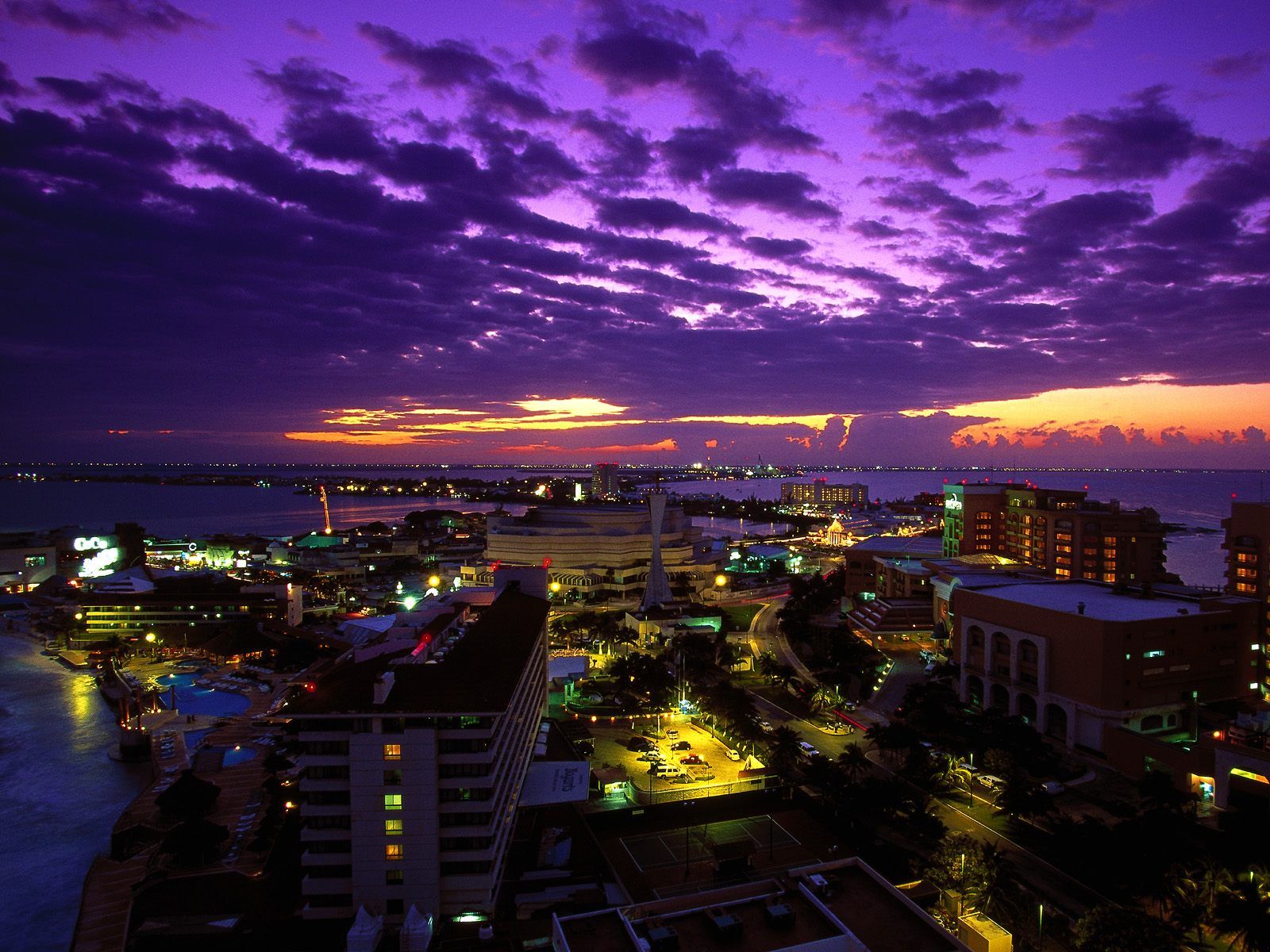 1600x1200 Cancun Awesome Mexican City Twilight Mexico Hd Desktop Wallpaper