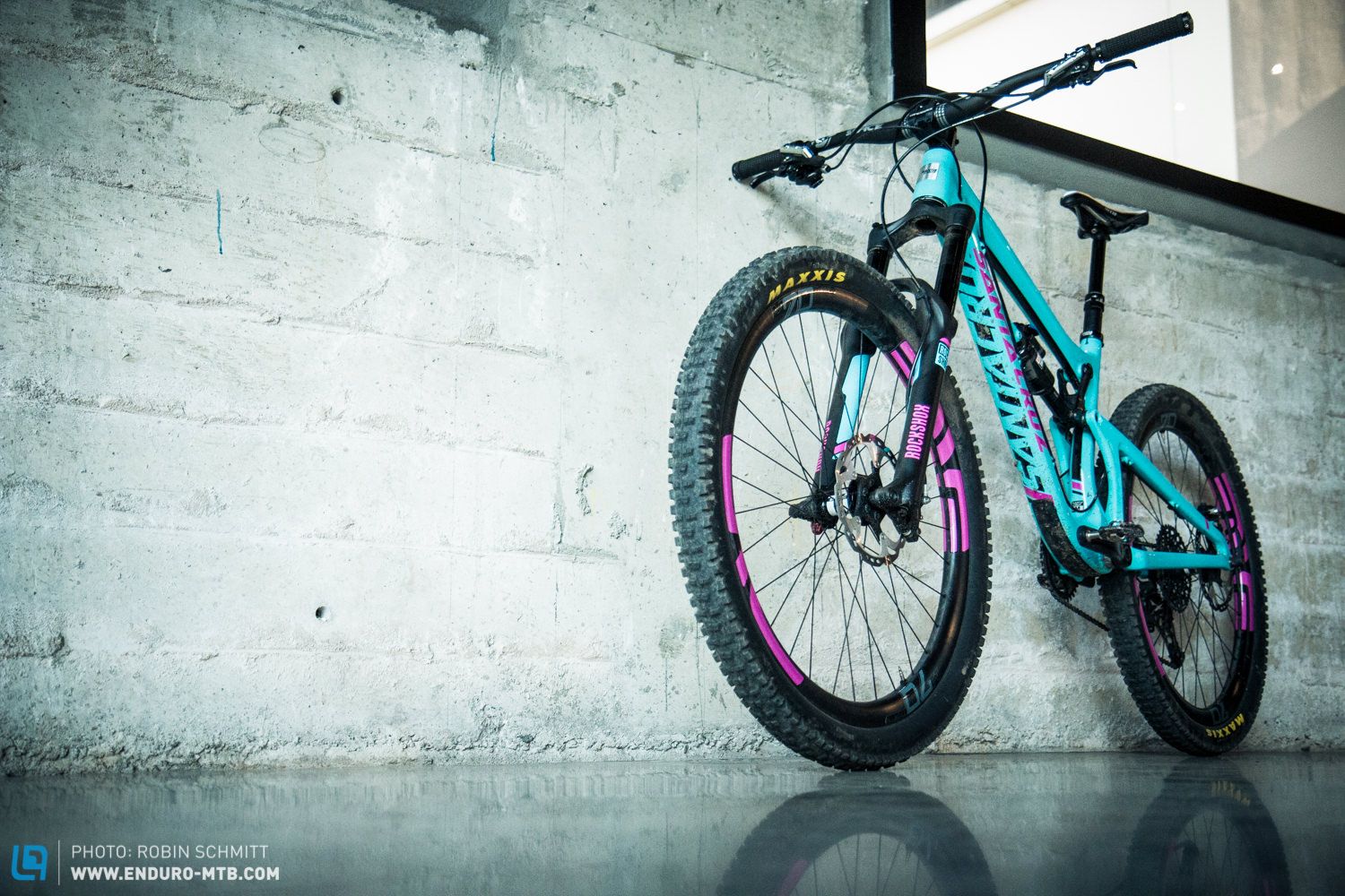 1500x1000 First Ride: Santa Cruz Nomad Carbon 2015 | ENDURO Mountainbike Magazine