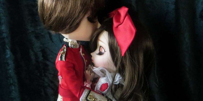 1024x768 Barbie Doll Wallpapers - Hug Doll Couple Free Wallpaper