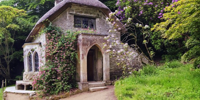 2048x1356 Houses, Beautiful, English, Cottage, Flowers, Grass, Peaceful
