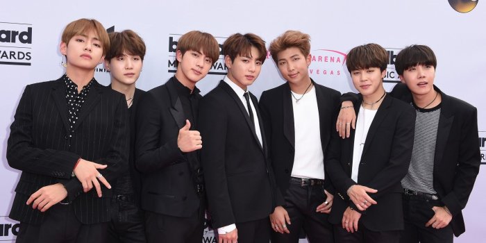 1600x900 Download Wallpaper 1600x900 Bts interview 2018, Bts jokes, Bts jimin